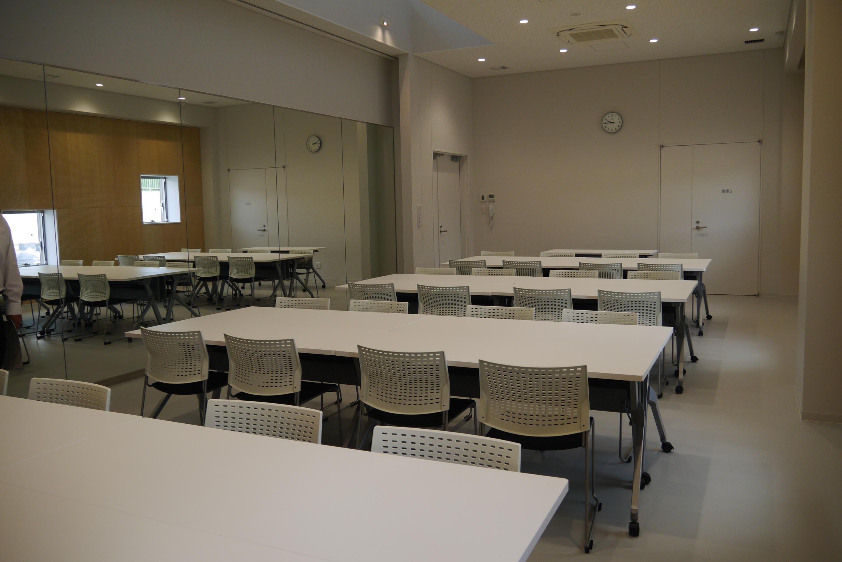 中会議室