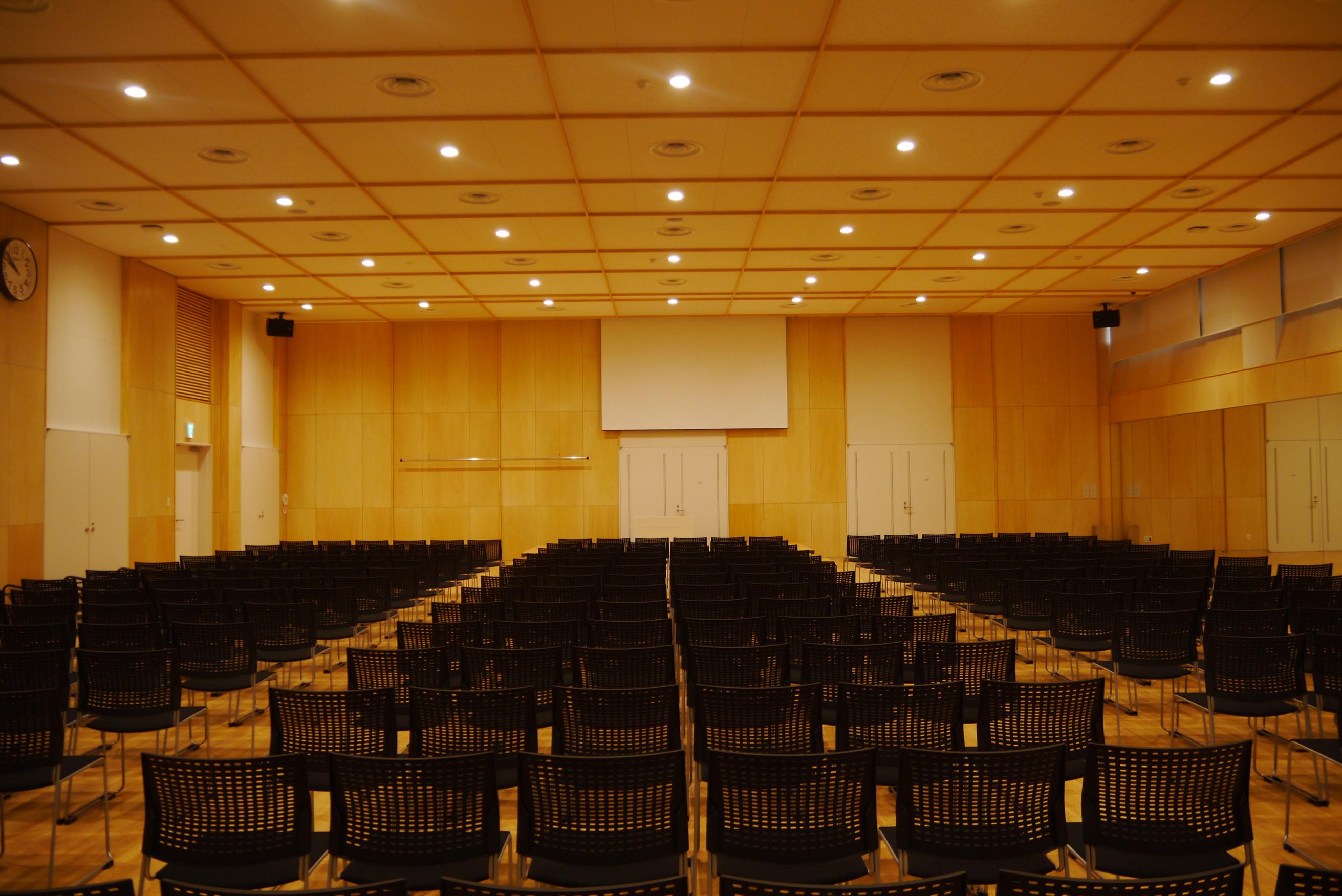 多目的ホール 2