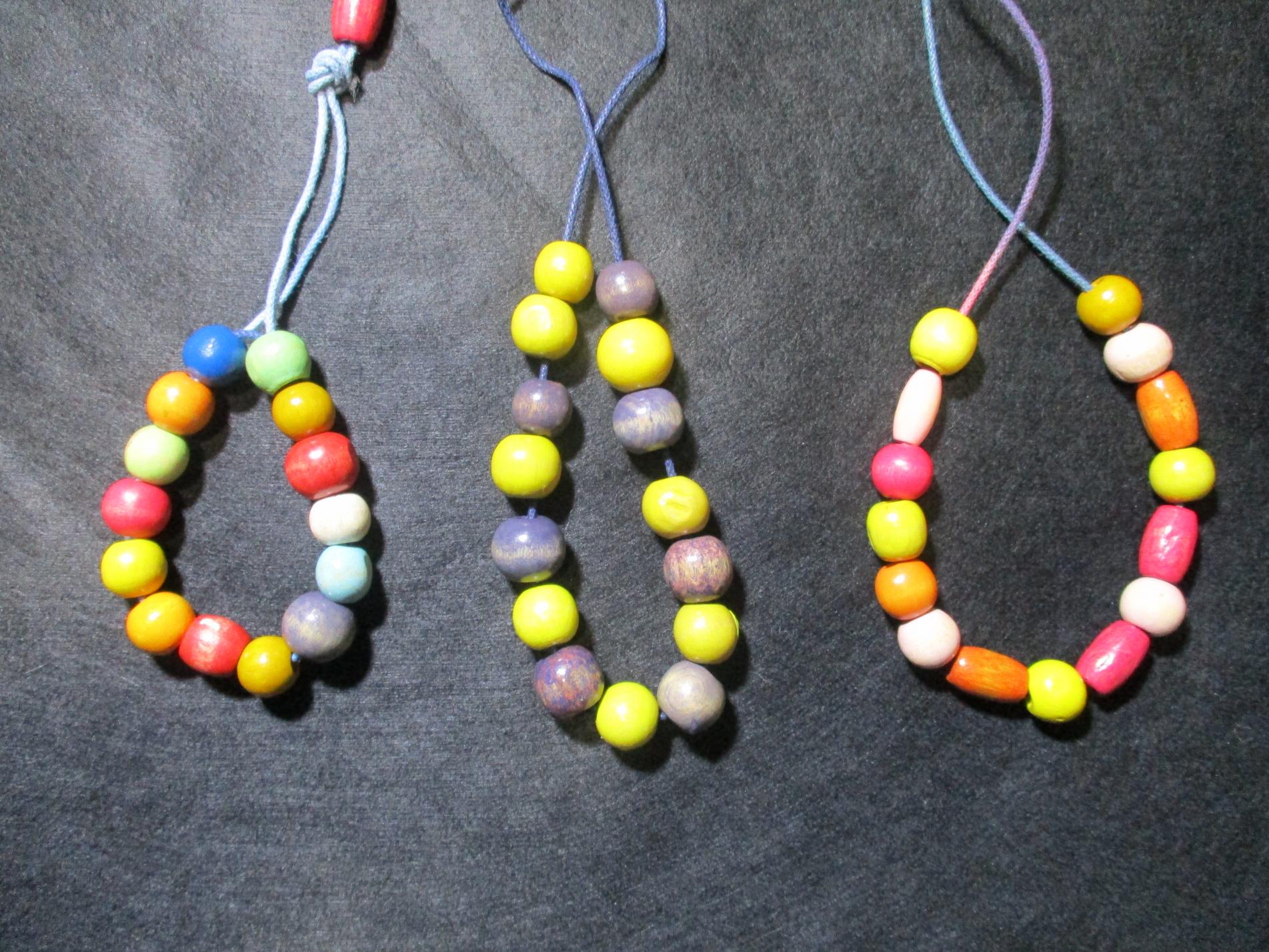 体験_ウッドビーズのネックレスづくり